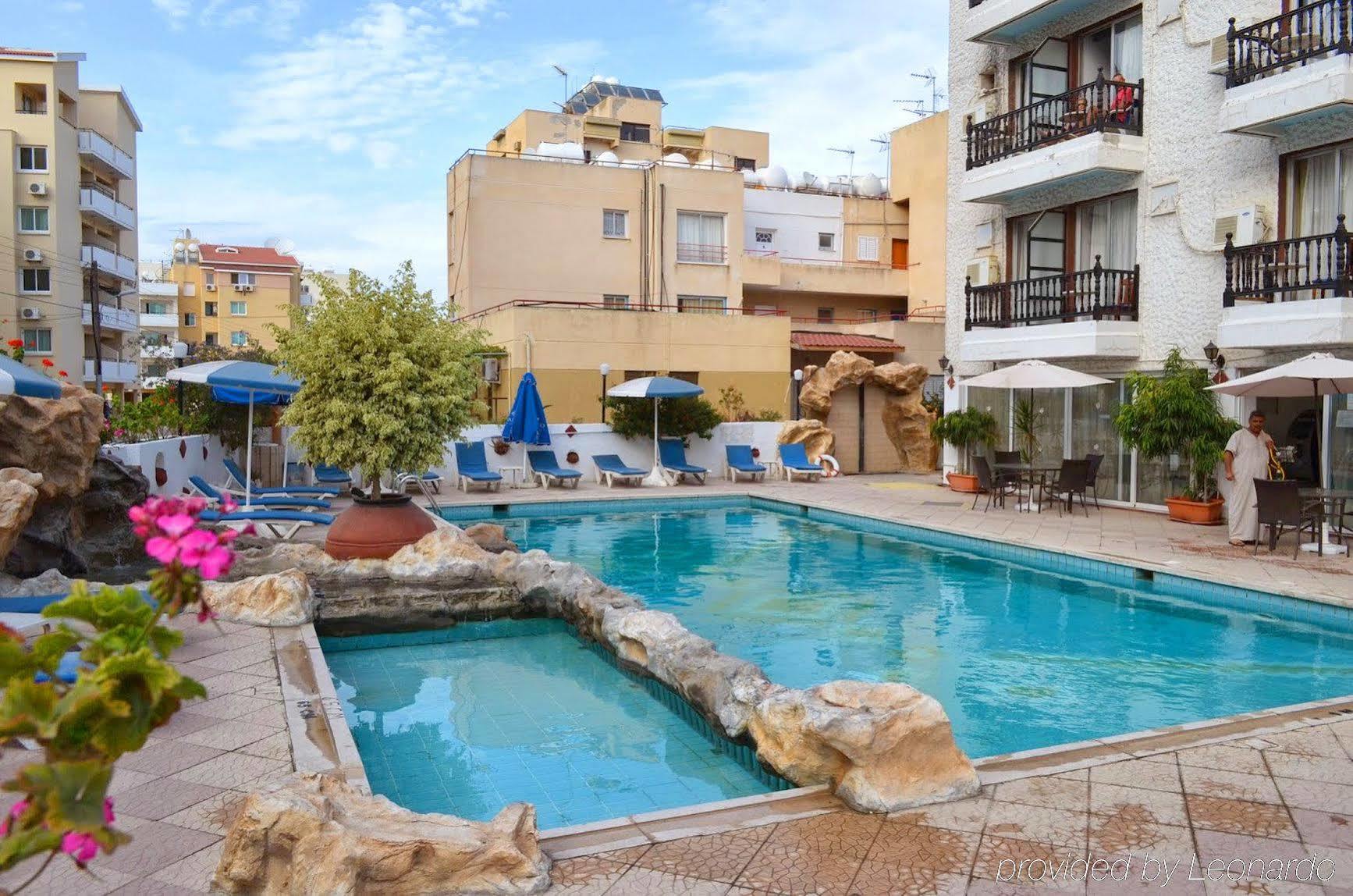 Best Western Plus Larco Hotel Larnaca Bagian luar foto