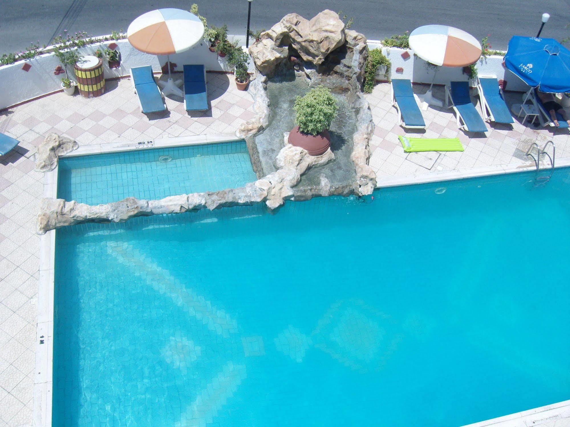 Best Western Plus Larco Hotel Larnaca Bagian luar foto