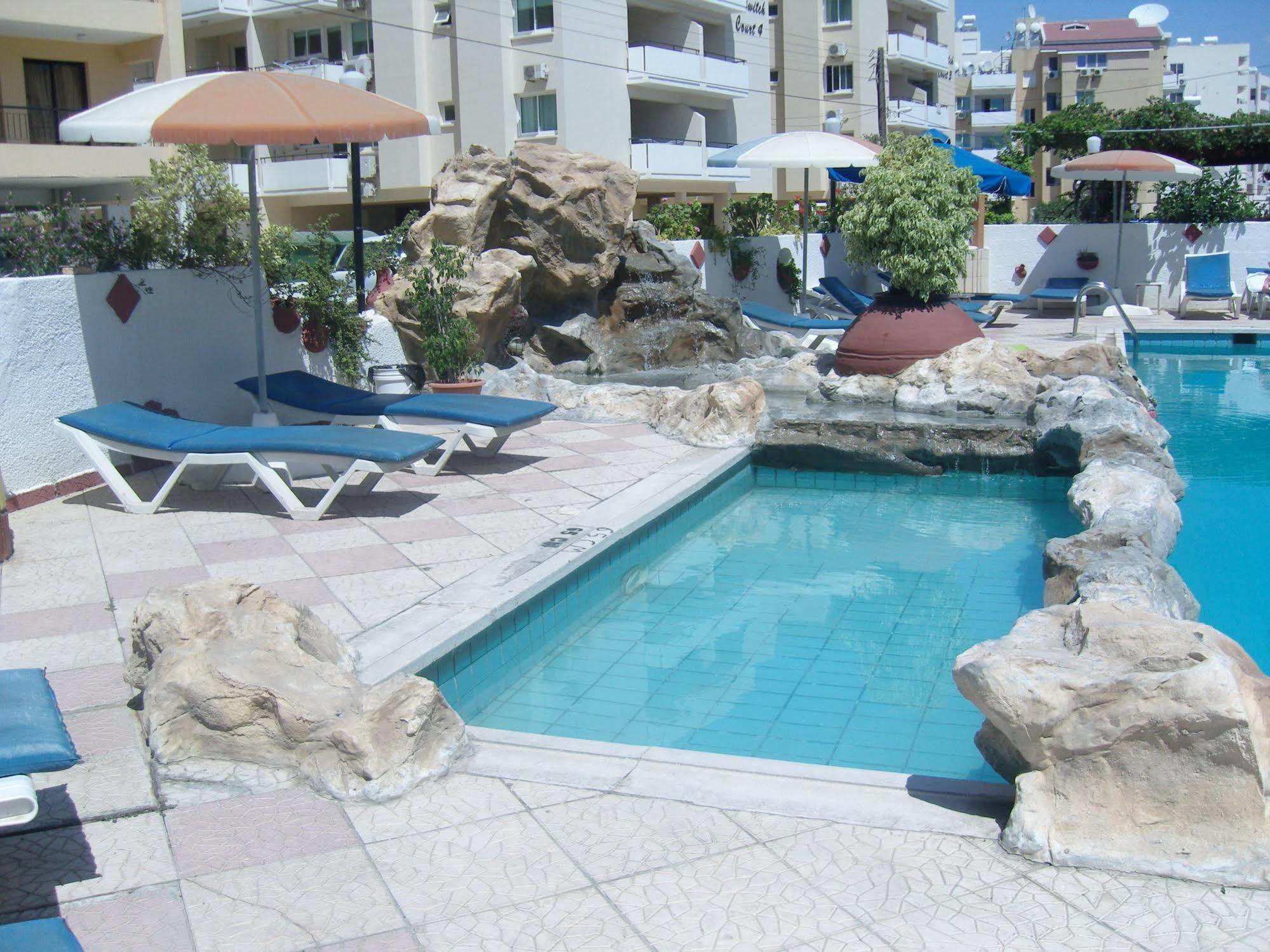 Best Western Plus Larco Hotel Larnaca Bagian luar foto